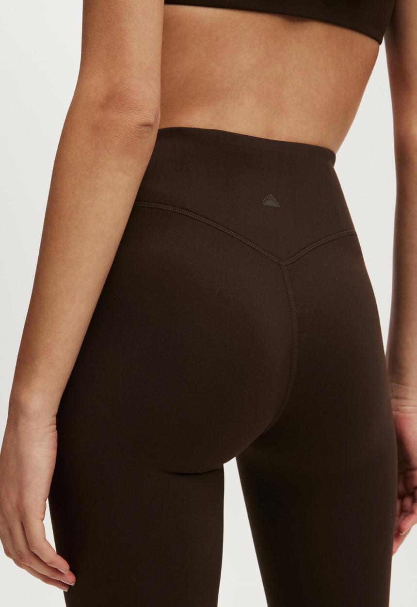 Cotton On - Ultra Soft Contour Tight - French Roast