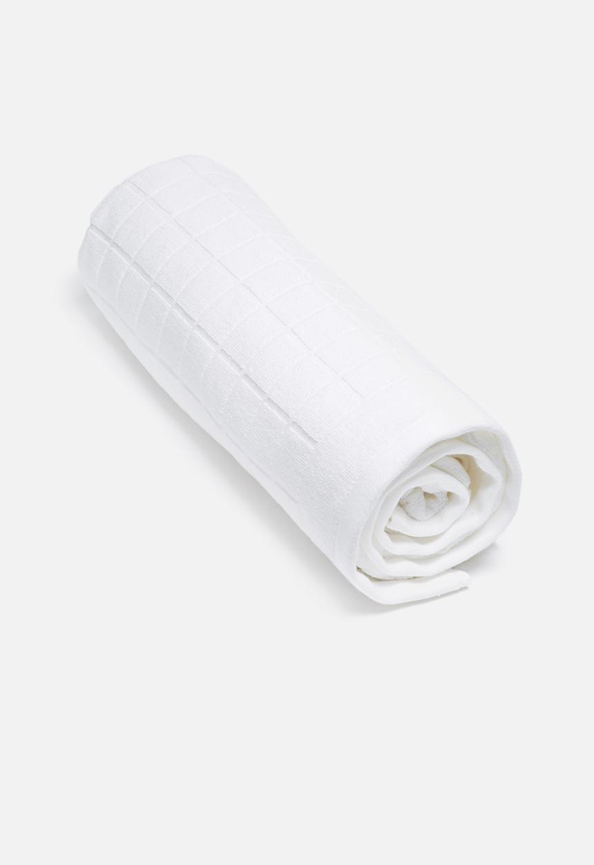 Sixth Floor - Cube bath sheet