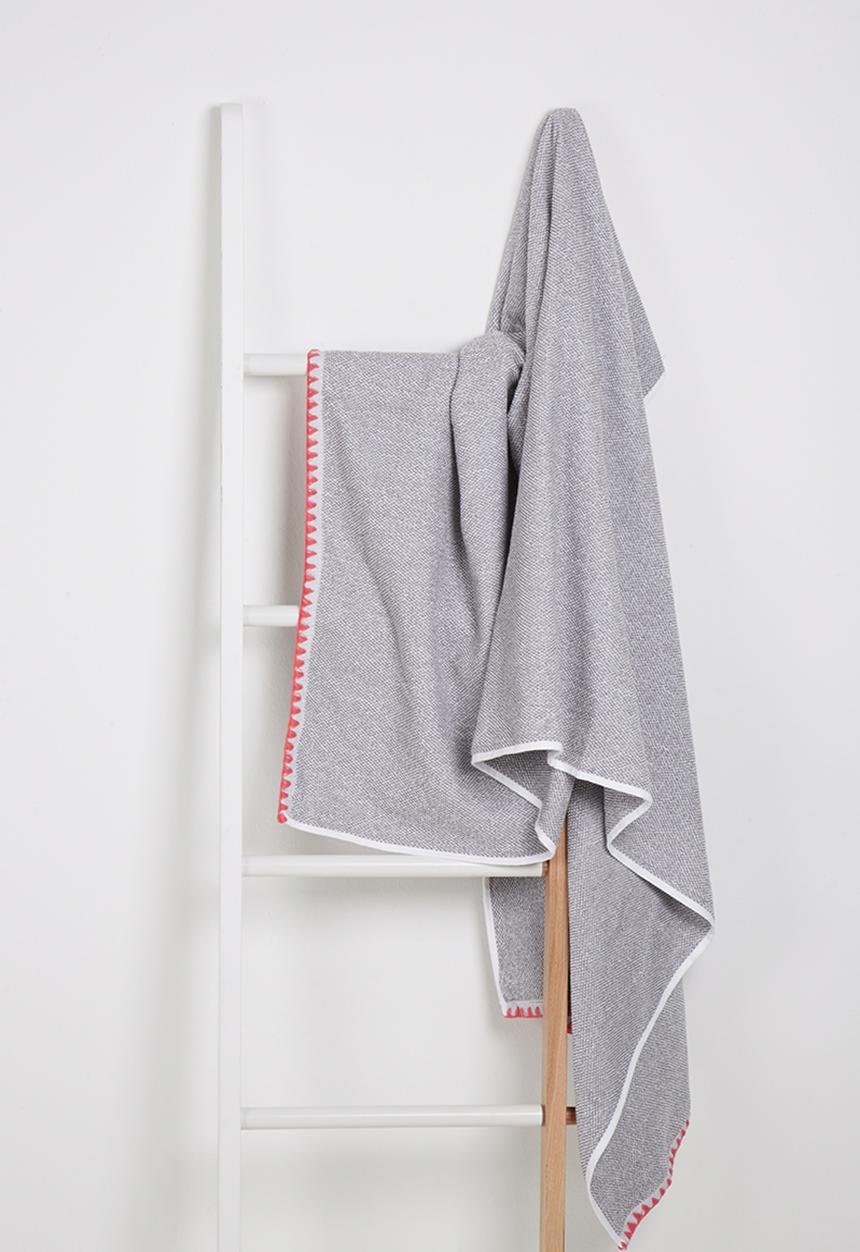 Sixth Floor - Blanket stitch bath sheet