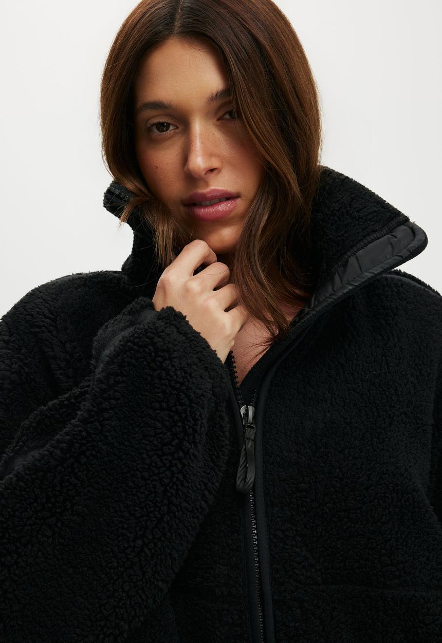 Cotton On - Trail Sherpa Jacket - Black