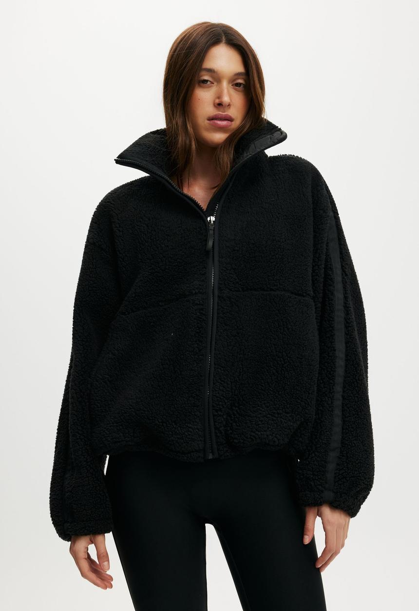 Cotton On - Trail Sherpa Jacket - Black