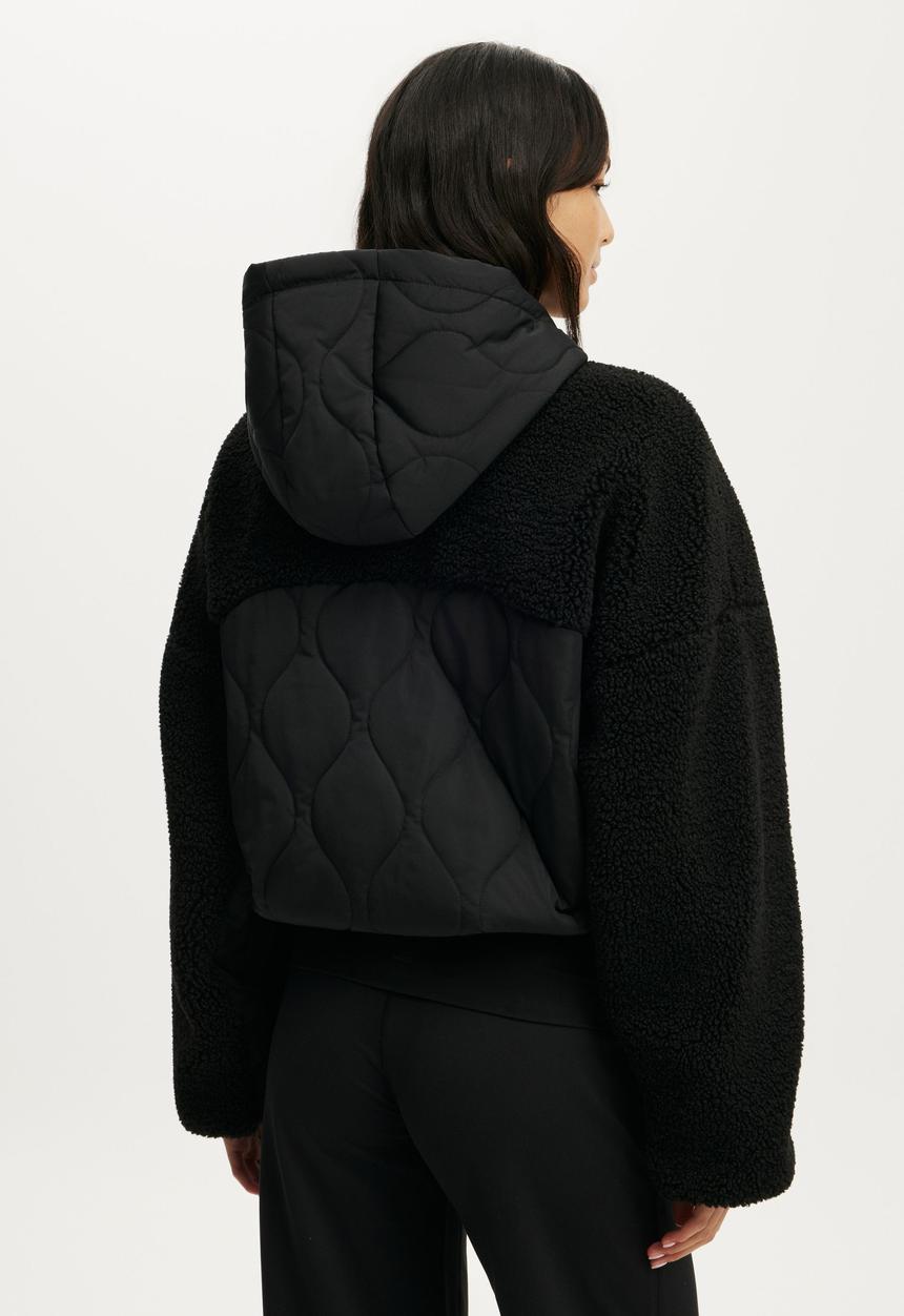 Cotton On - Sherpa Quilted Hooded Jacket - Black
