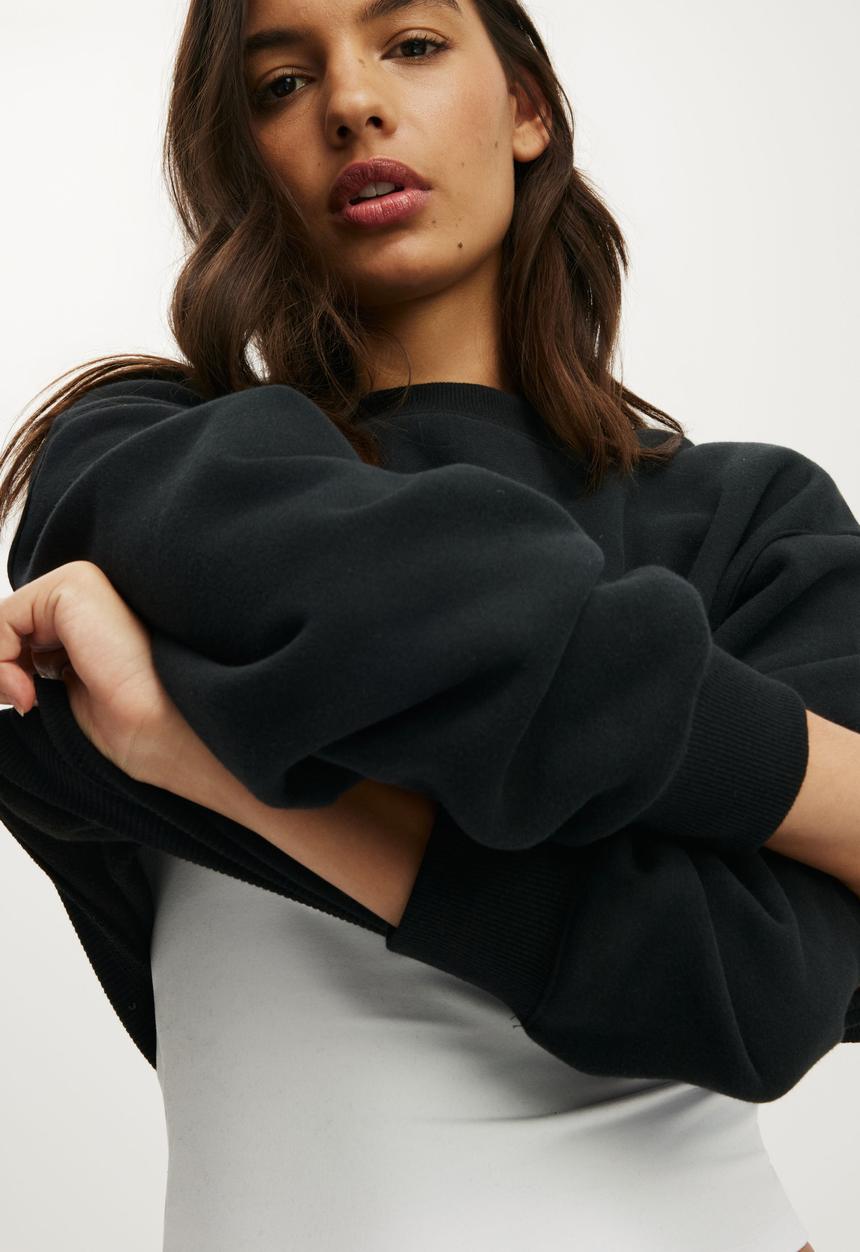 Cotton On - Plush Cropped Crew - Black