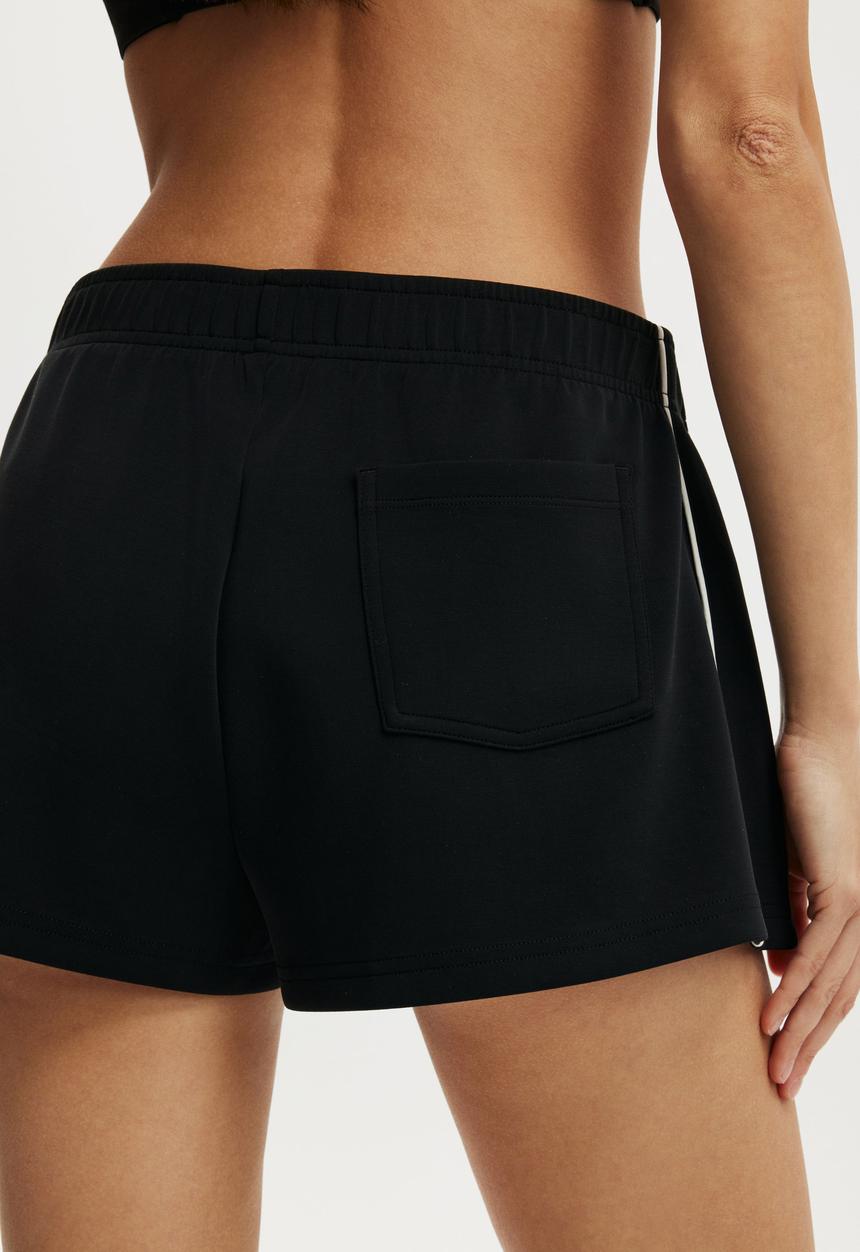 Cotton On - Ultimate Soft Track Short - Black