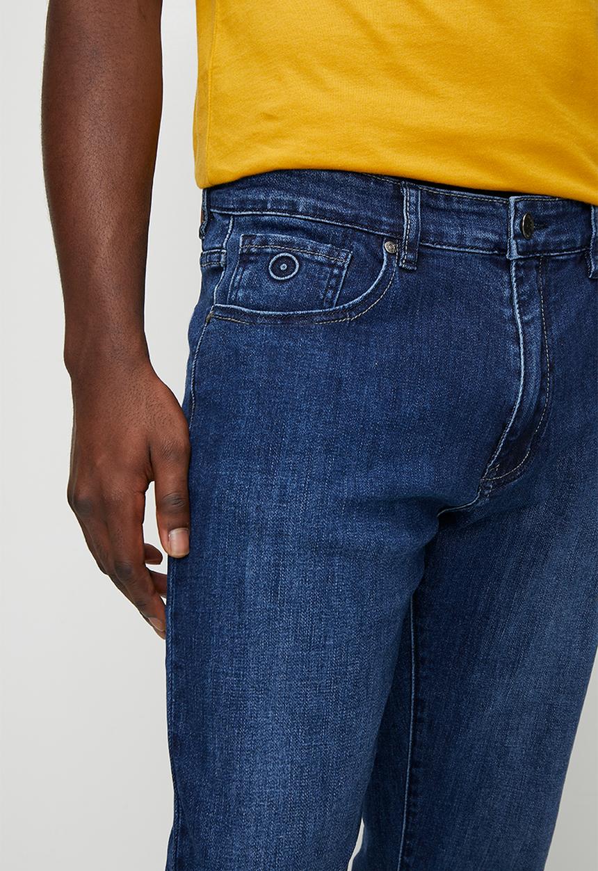 Ben Sherman - Straight Fit Classic Denim - Mid Blue