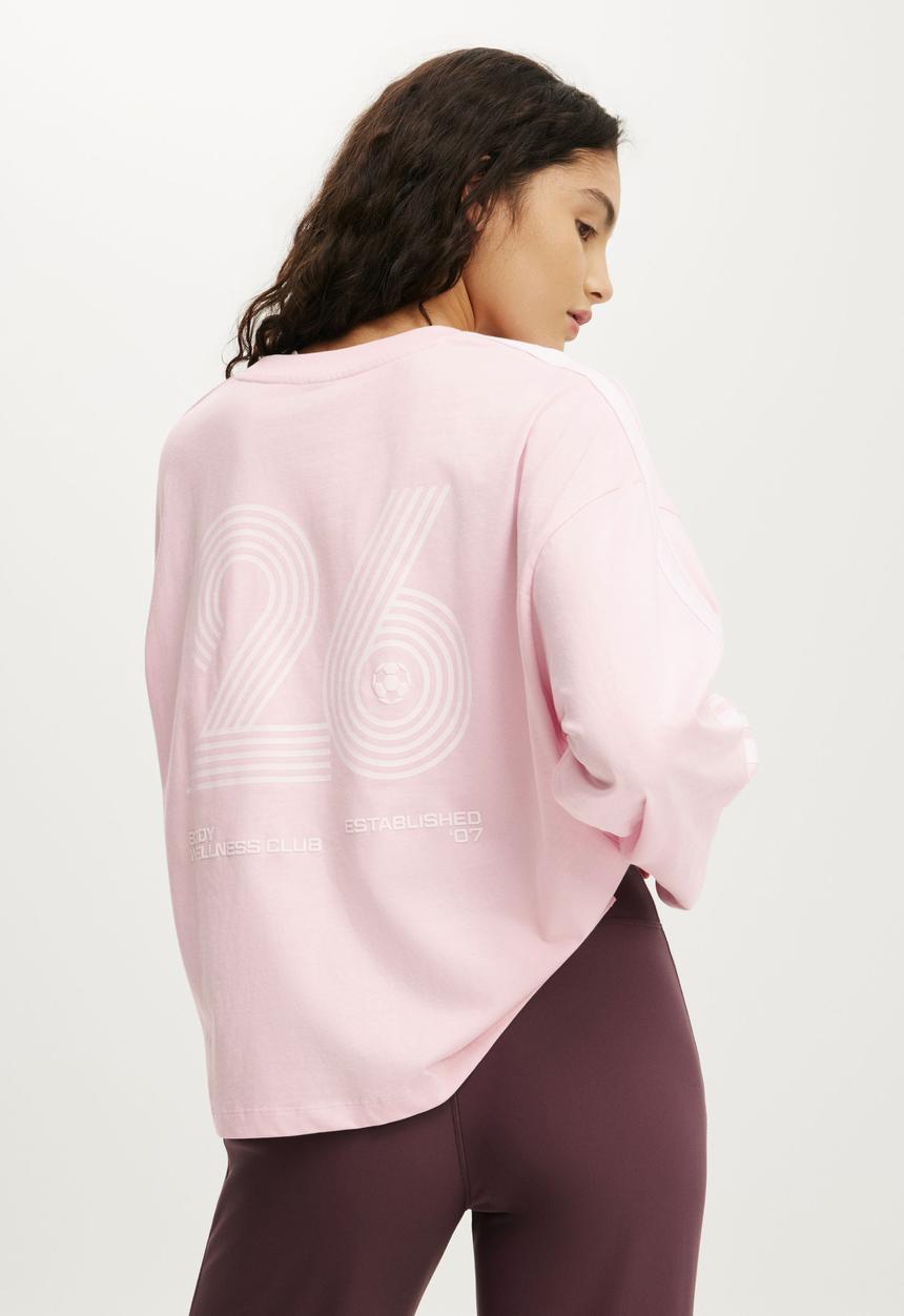 Cotton On - Long Sleeve Boxy Graphic Crew - Cherry Dream/Bwc