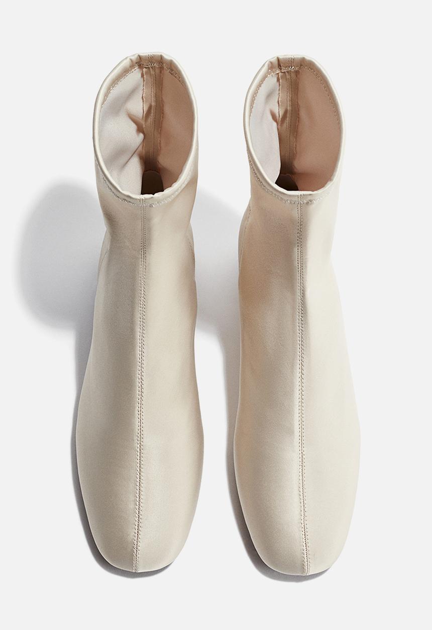H&M - Ankle-high sock boots - cream
