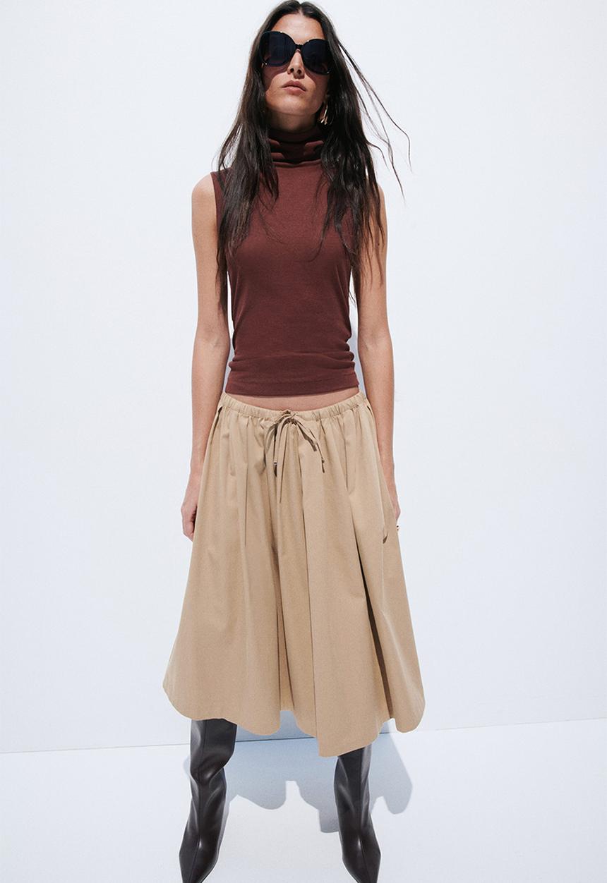 H&M - Fine-knit sleeveless polo-neck top - dark red