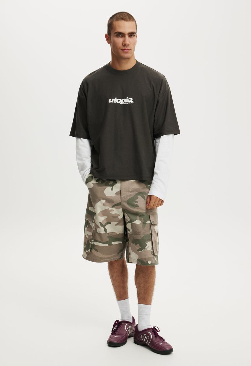 Cotton On - Cropped Fit Graphic T-Shirt - Faded Slate / Utopia