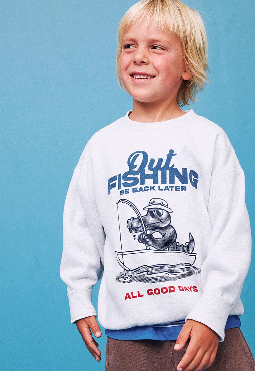 Cotton On - Sammy Oversize Crew - Grey Marle/Out Fishing 