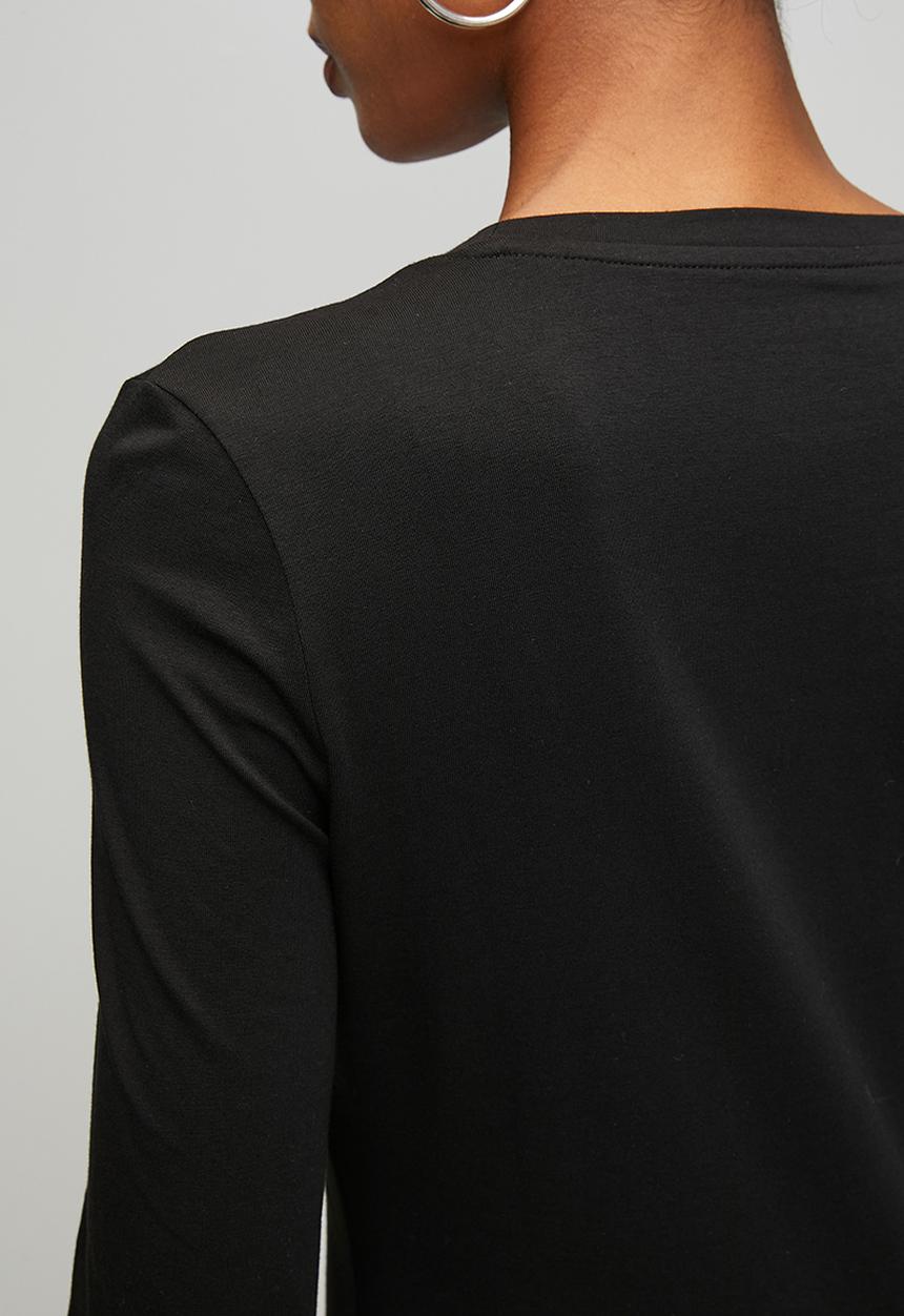 GUESS - Ls Cn Leo Triangle Tee - Jet Black A996