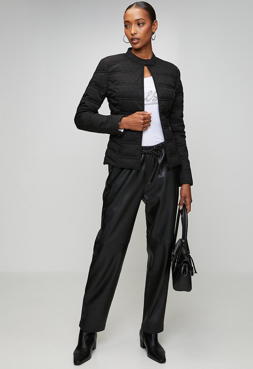 GUESS - New Vona Logo Jacket - Jet Black A996