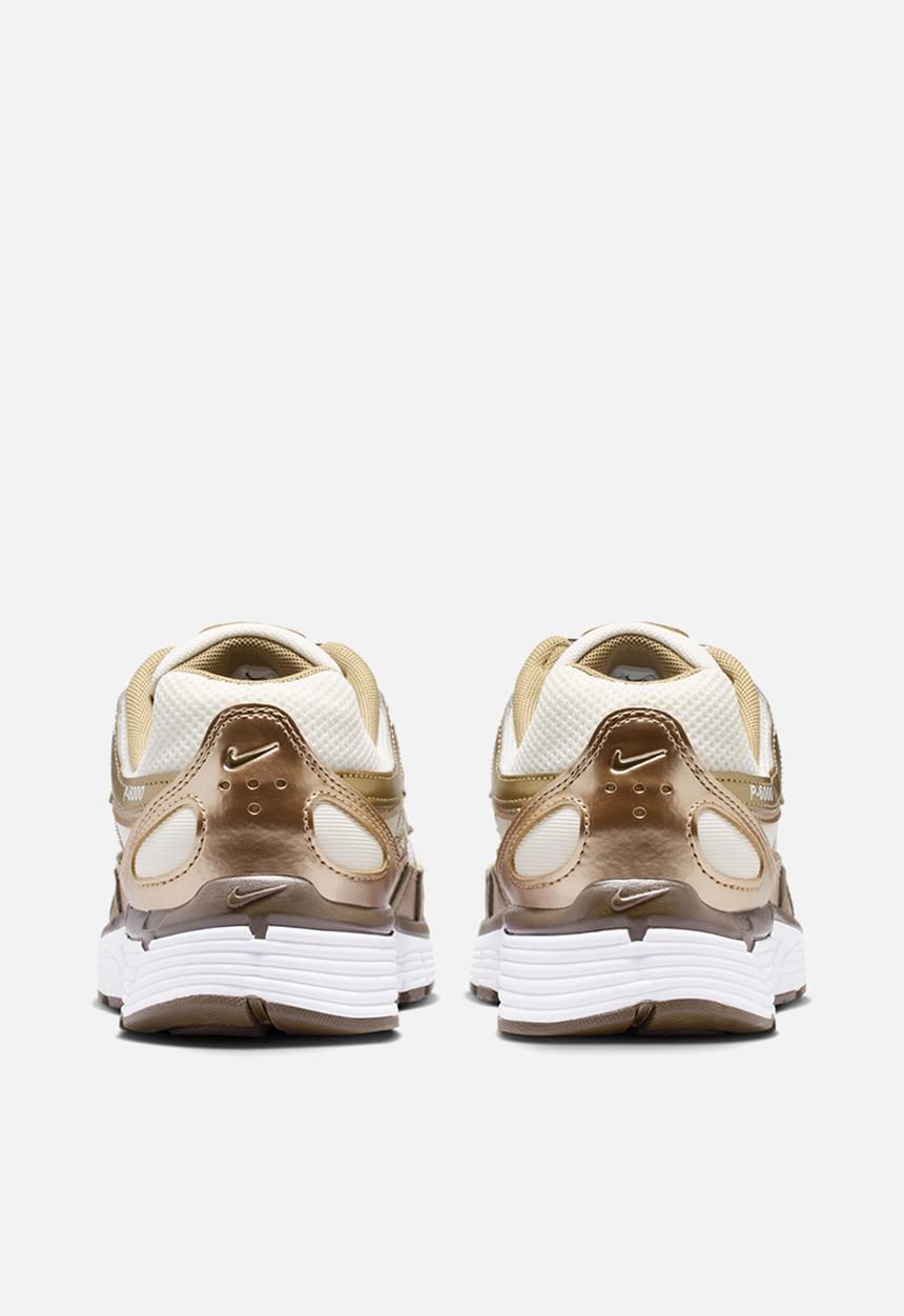 Nike - Nike P-6000