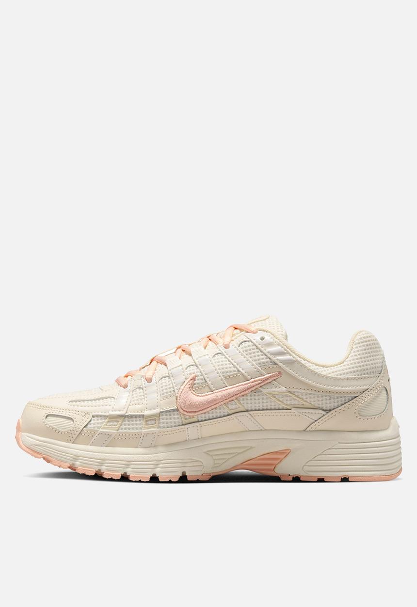 Nike - Nike P-6000