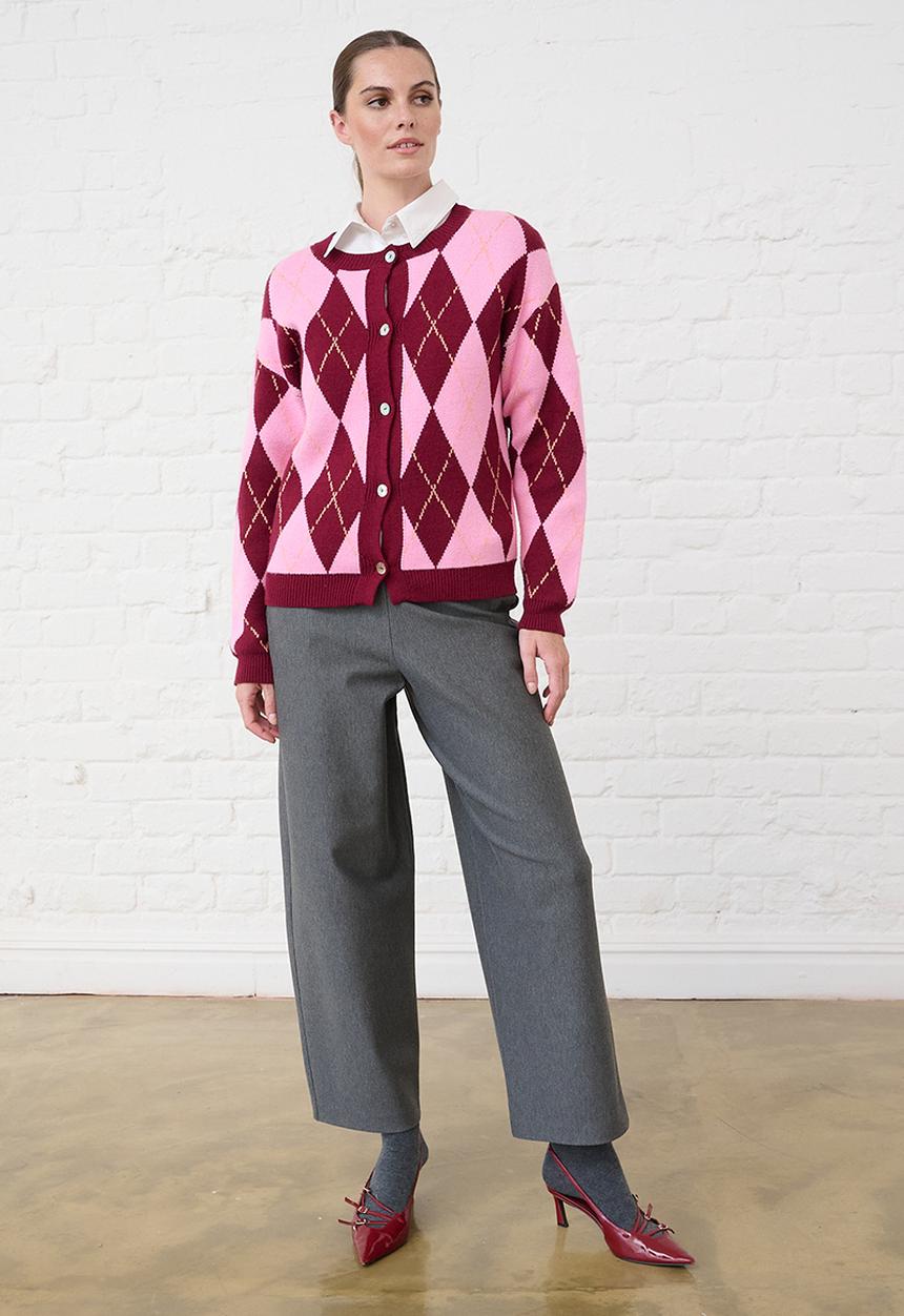 Me&B - Heavyweight Cardigan in Argyle - Multi