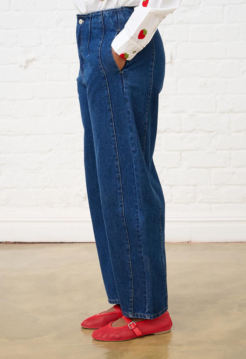 Me&B - Contour Waist Barrel Leg Jeans - Medium Wash
