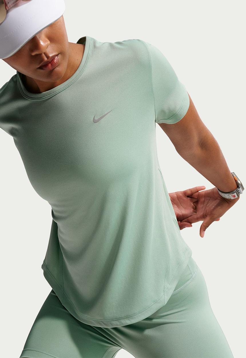 Nike - W Nk Tempo Df Hr Tight Short - Steam/Reflective Silv
