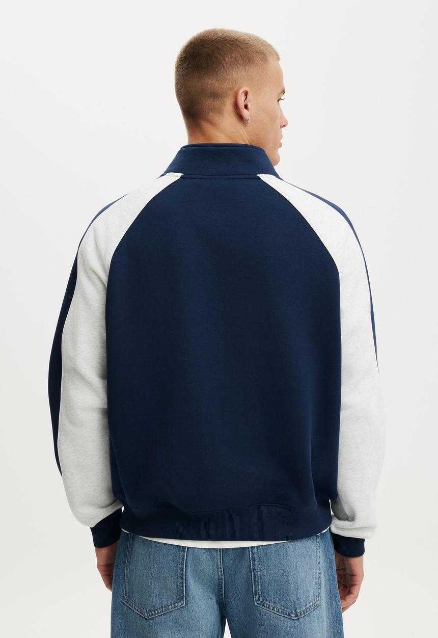 Cotton On - 1 4 Zip Graphic Fleece - Indigo / Riviera Blue