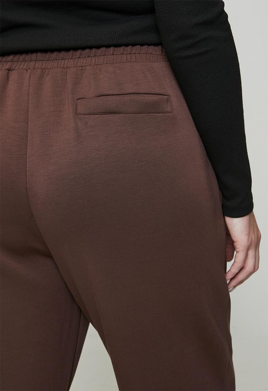 Me&B - Plus Tapered Leg Jogger - Choc