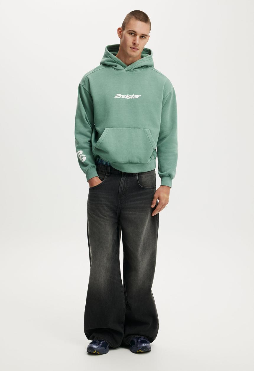 Cotton On - Box Fit Graphic Hoodie - Dark Forest / 2Nd Star