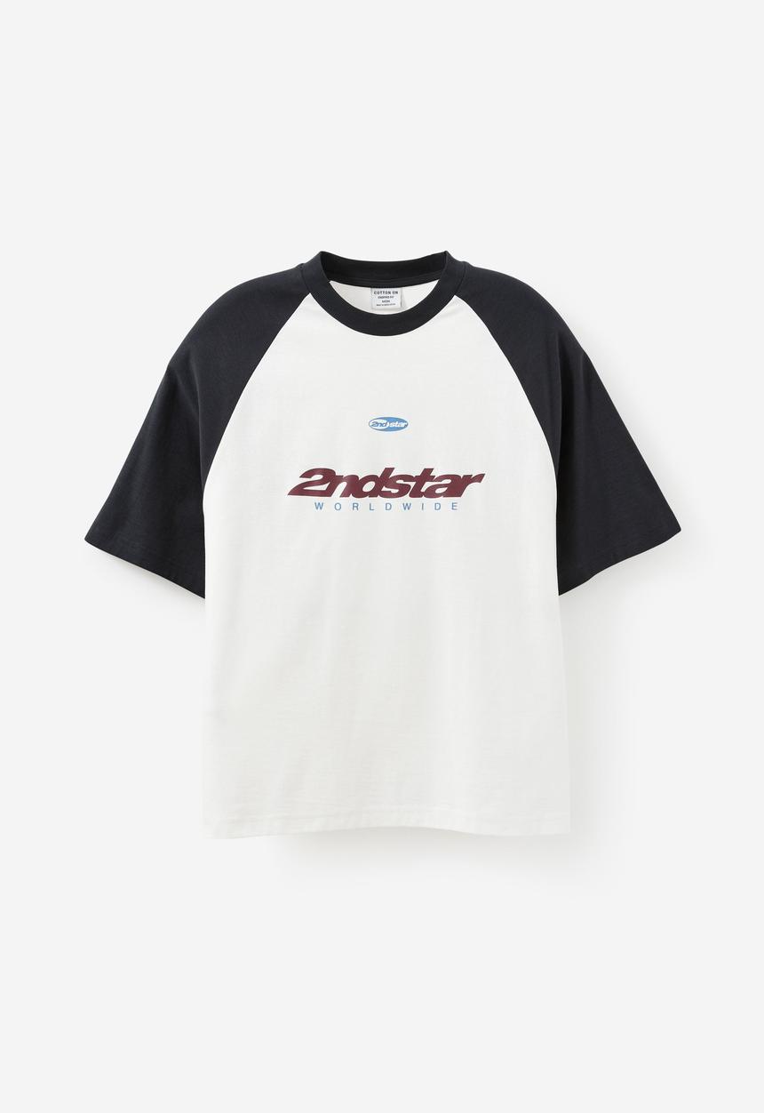 Cotton On - Cropped Fit Graphic T-Shirt - Creampuff / Midnight Blue / Worldwide