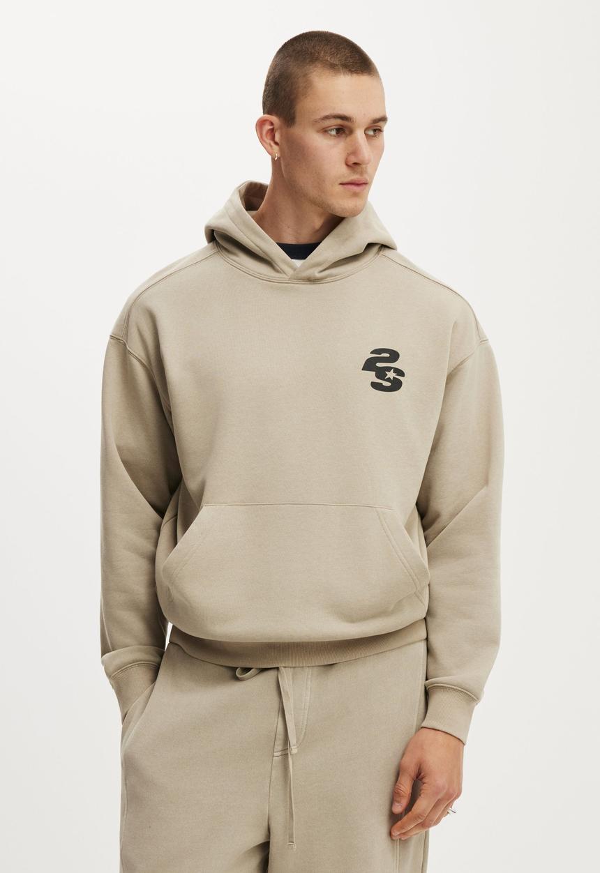 Cotton On - Box Fit Graphic Hoodie - Frosted Honey / Pavilione