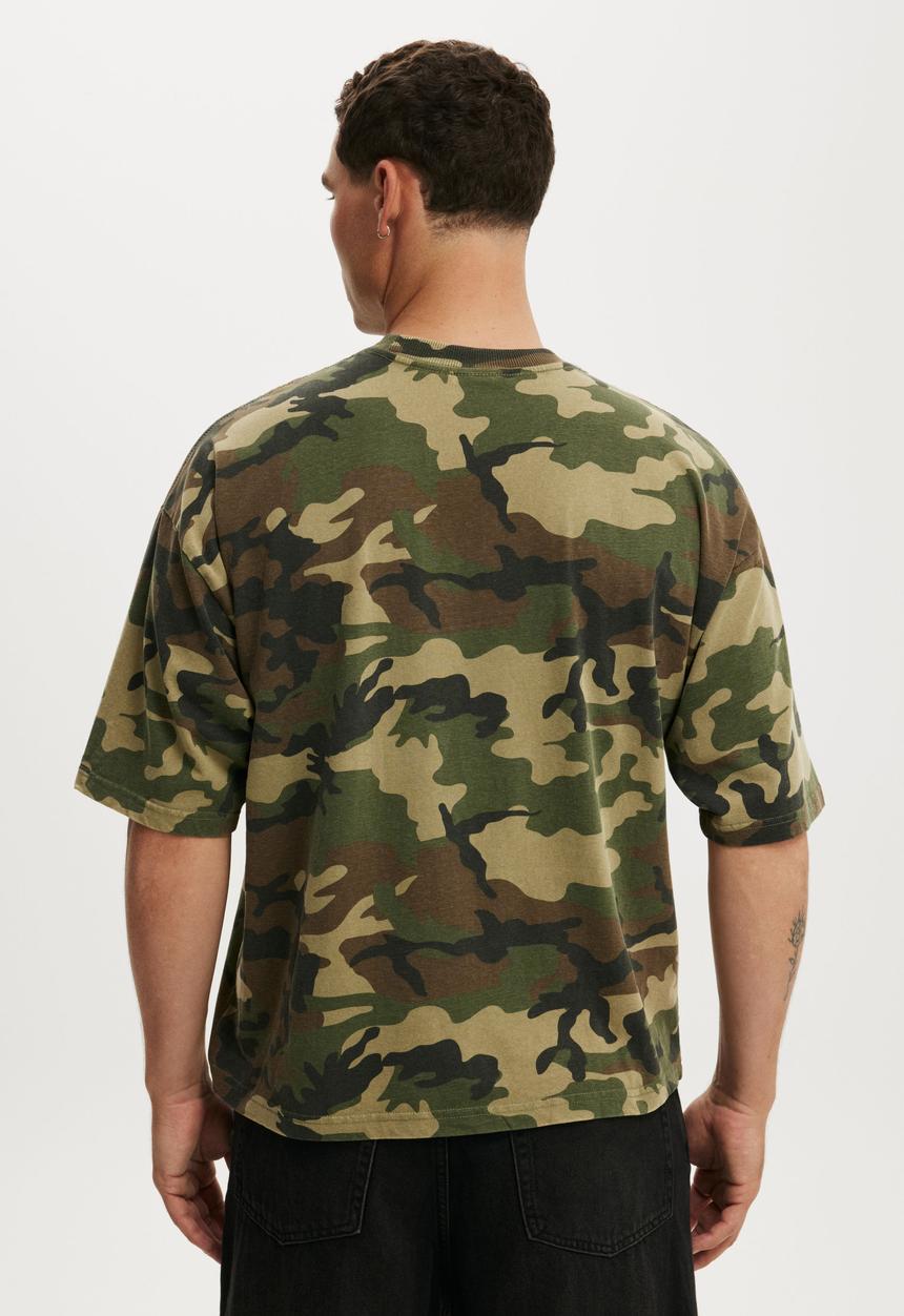 Cotton On - Cropped Fit T-Shirt - Camo Wash