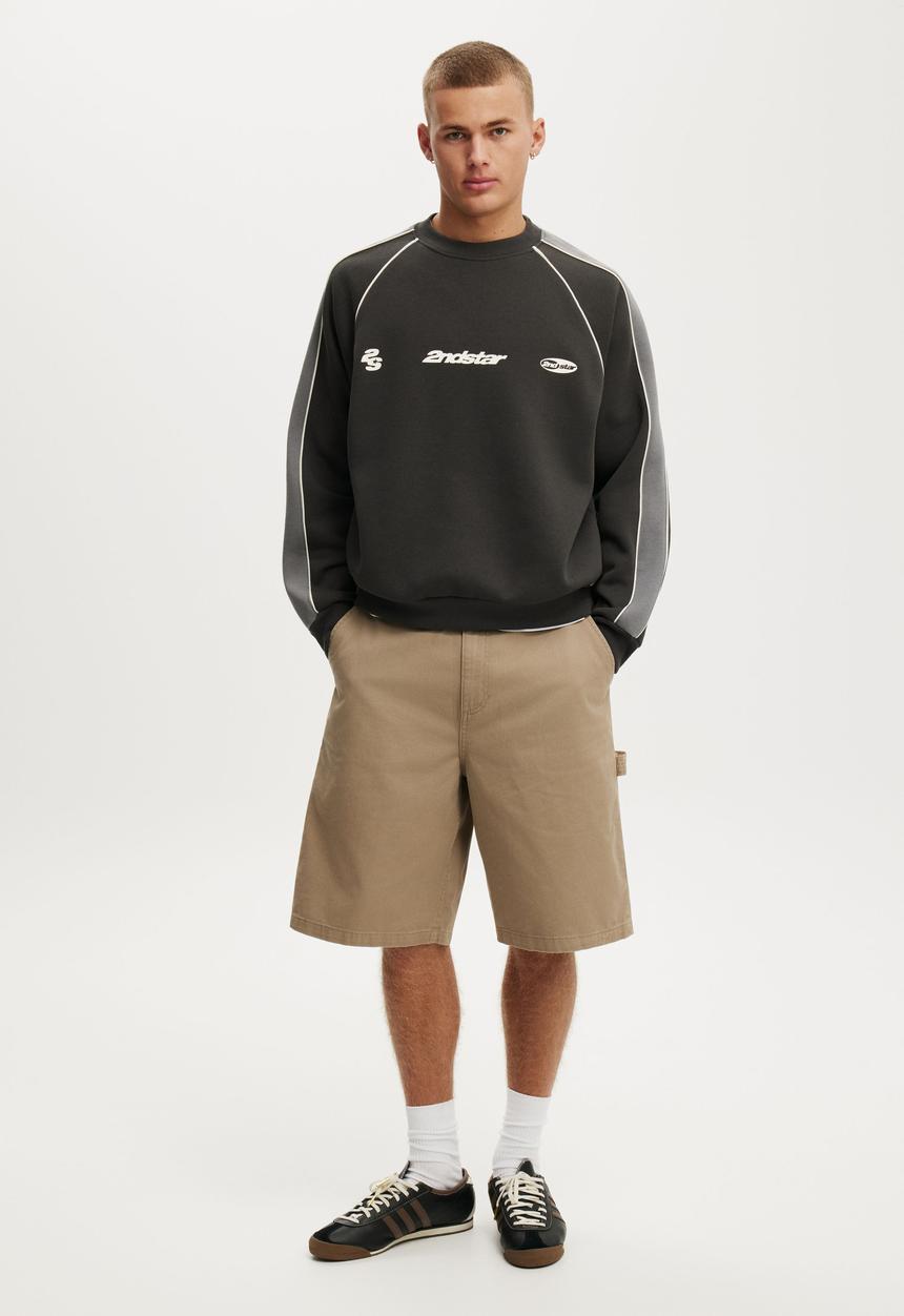Cotton On - Box Fit Graphic Crew Sweater - Faded Slate/Slate Stone
