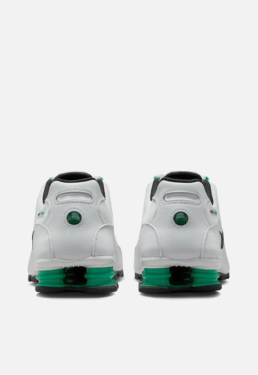 Nike - Nike Zoom Vomero 5
