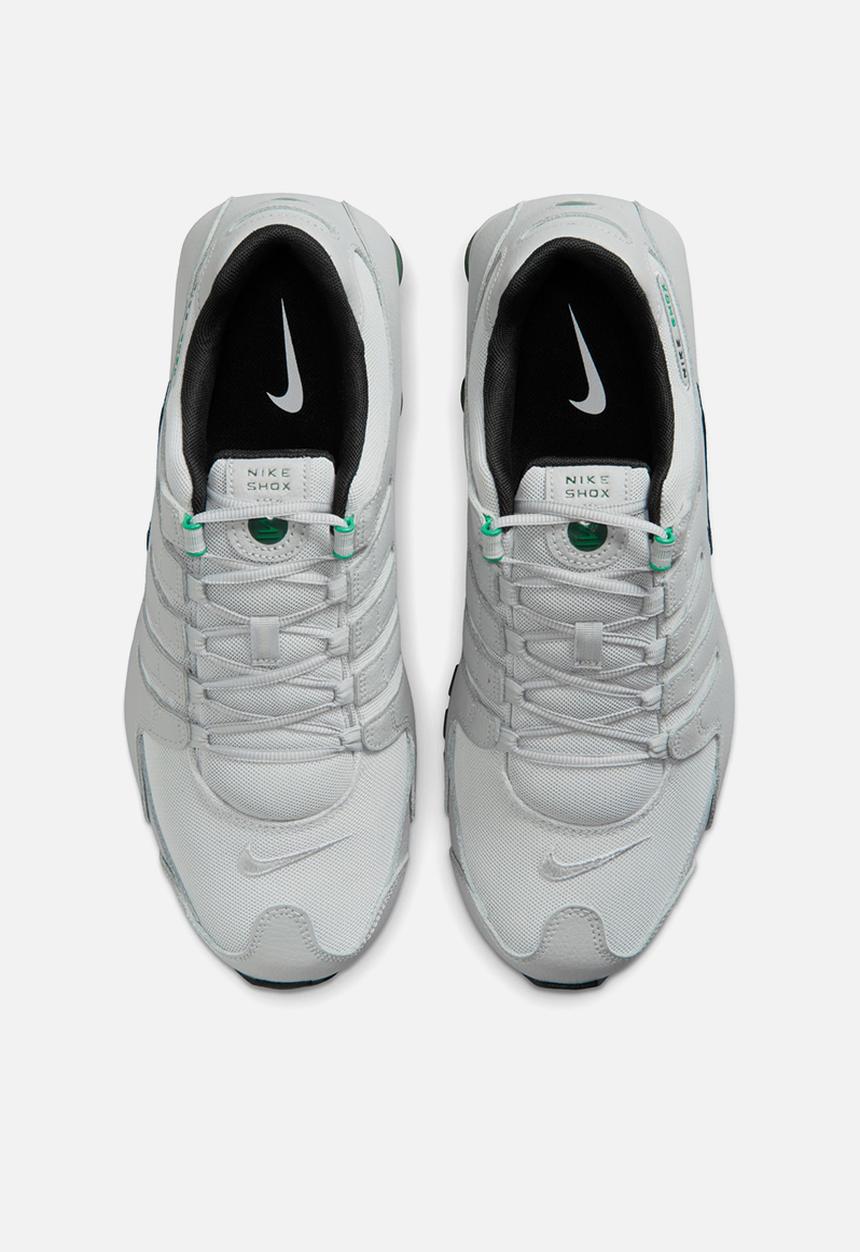 Nike - Nike Zoom Vomero 5