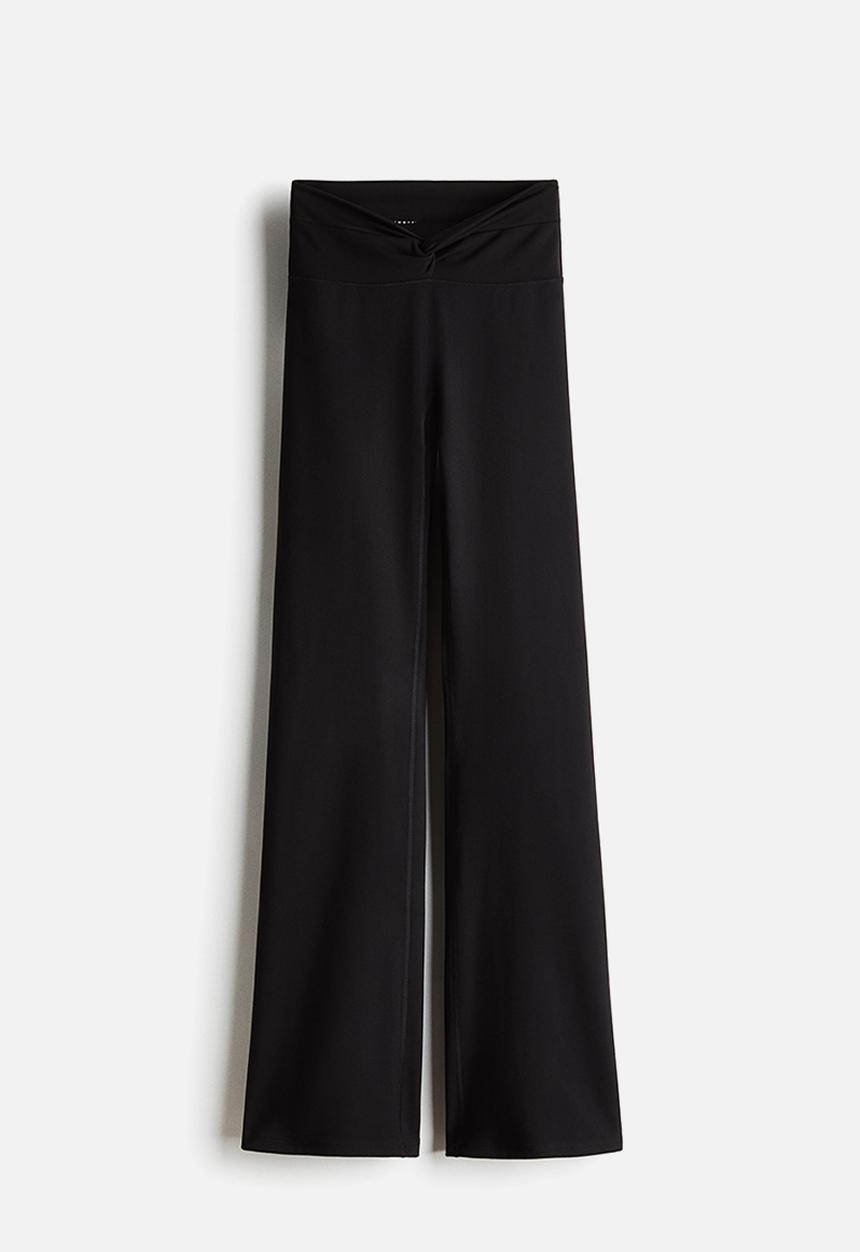 H&M - Flared yoga leggings with softmove - black