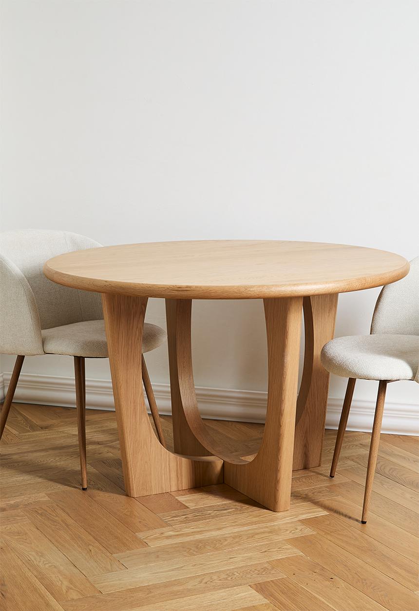 Sixth Floor - Flow Round Dining Table - Natural