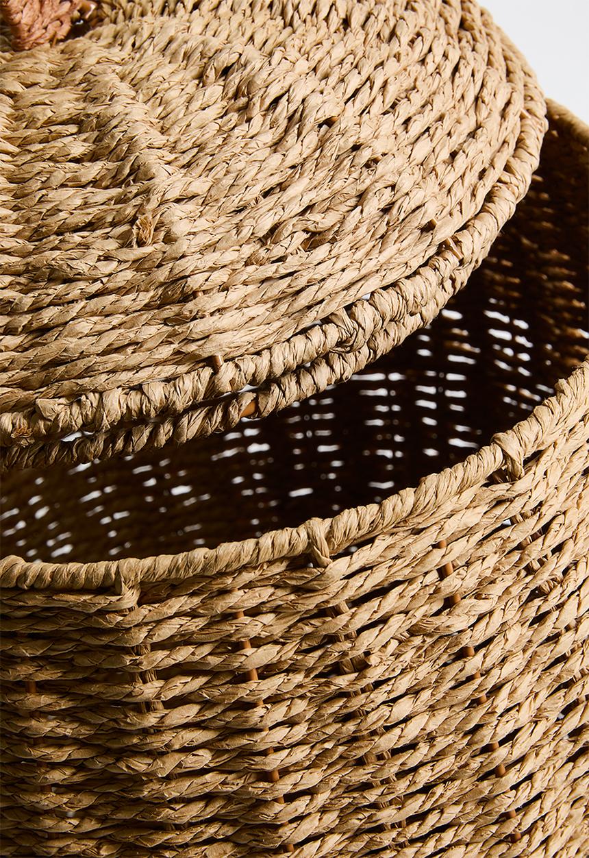 Pop Candy - Apple-shaped straw basket - natural