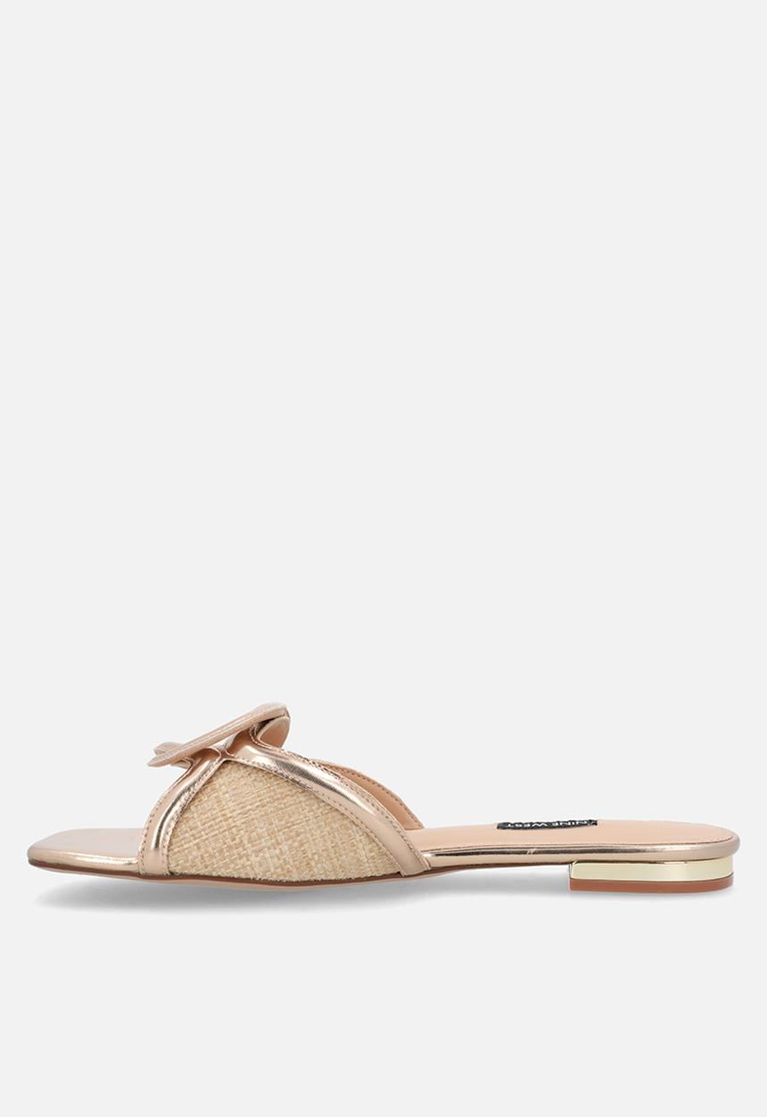 Nine West - Etsia sandal - neutral