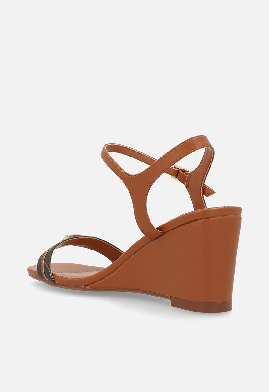 Nine West - Naema wedge heel - brown
