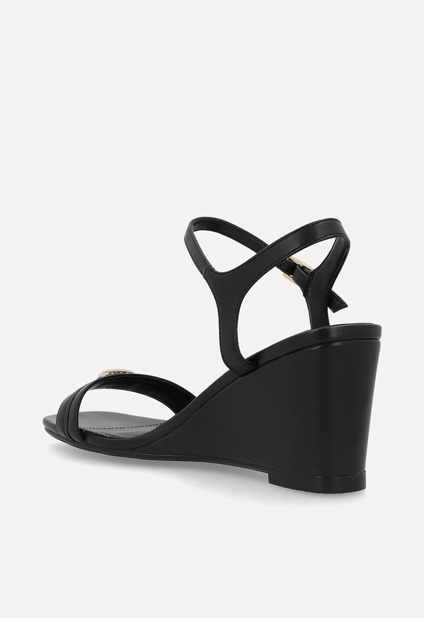 Nine West - Naema wedge heel - black