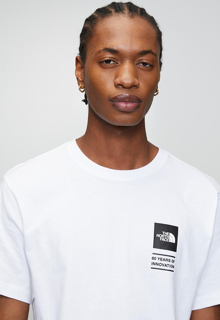 The North Face - Icon Celebration Regular Short Sleeve Tee Graphic -  White