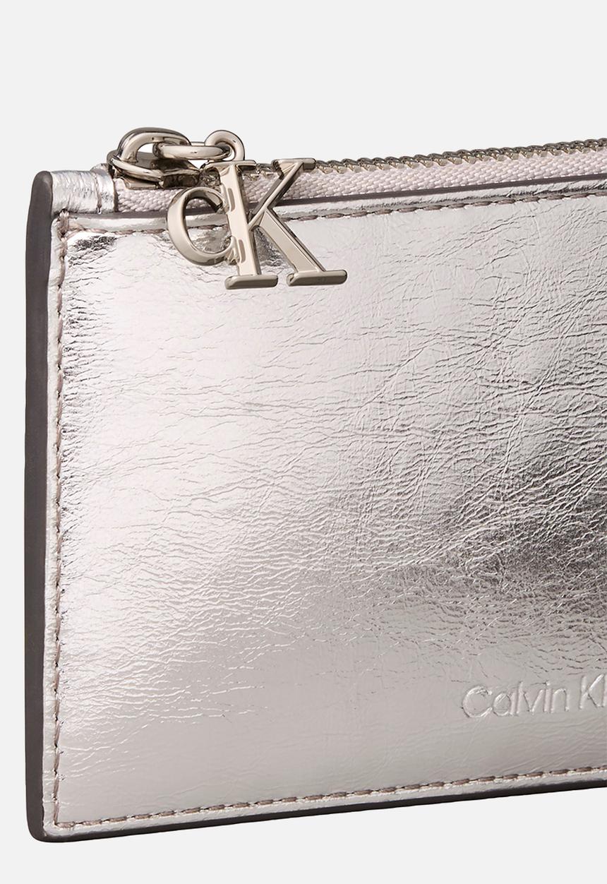 Calvin Klein - Ck metallic 6cc zip cardcase - silver metallic