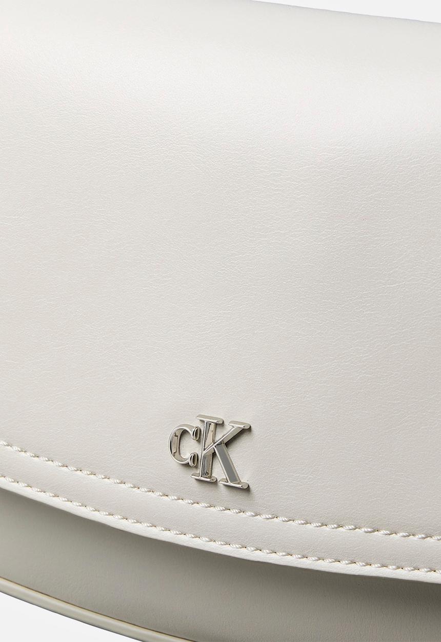 Calvin Klein - Ck flap camera bag - lily white