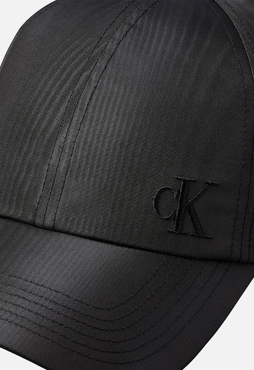 Calvin Klein - Monogram embroidery moire cap - black