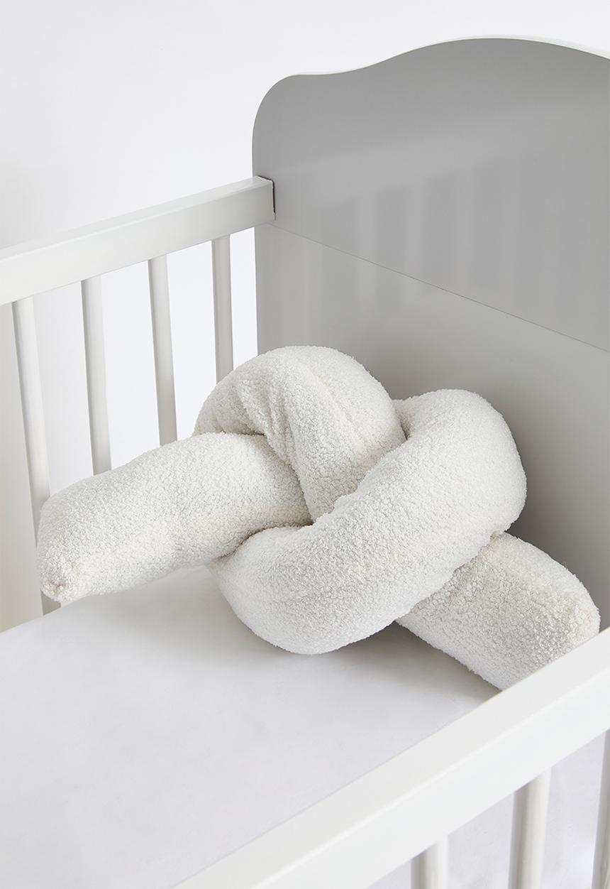 Pop Candy - Knot cushion - white