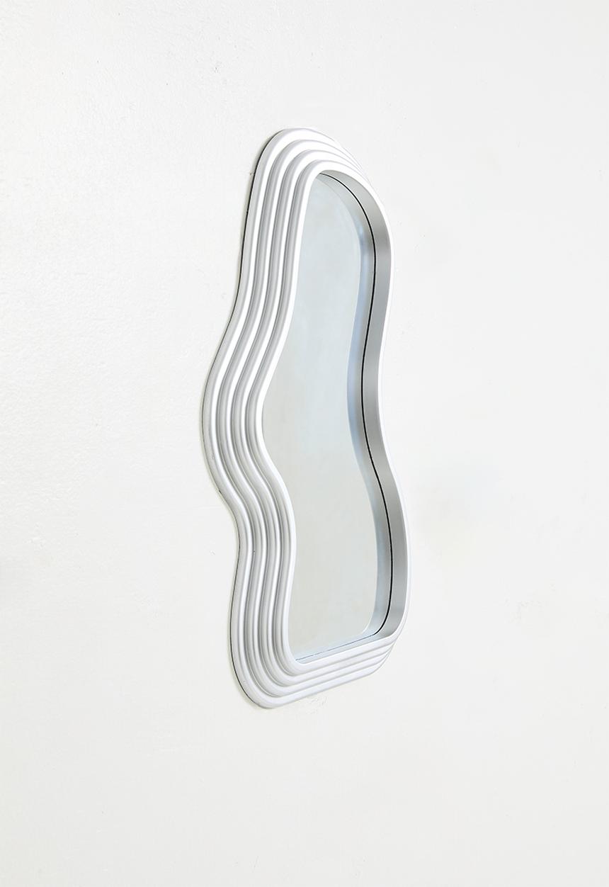 Pop Candy - Wavy-shaped mirror - silver