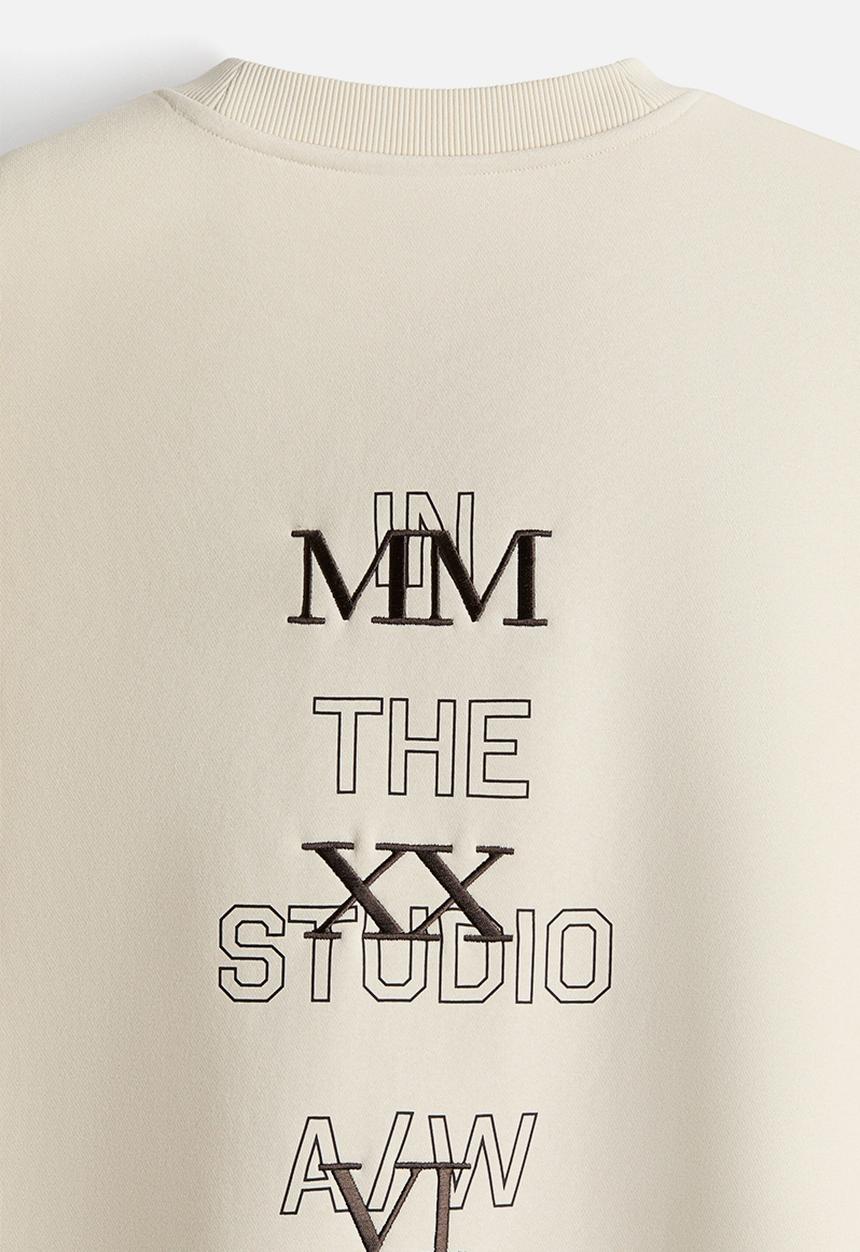 H&M - Oversized fit printed sweatshirt - light beige/in the studio