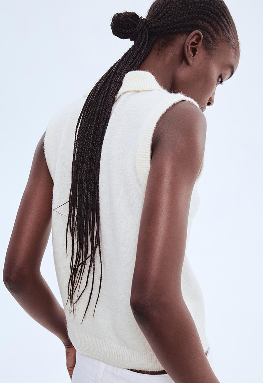 H&M - Collared sweater vest - cream