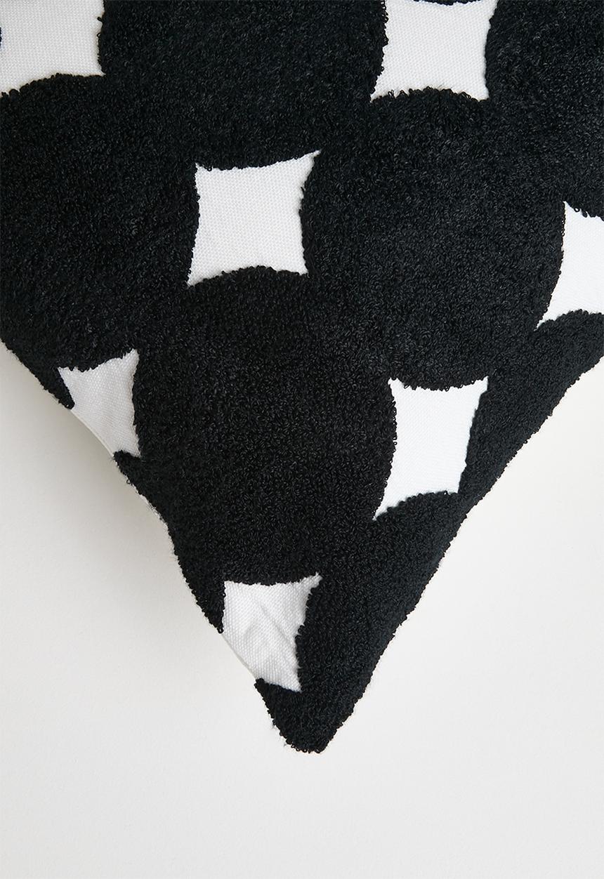 Pop Candy - Tufted geometric polka dot cushion cover - black/white