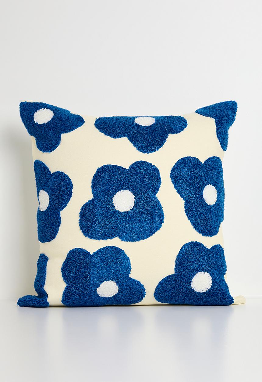 Pop Candy - Scatter cushion - white/blue floral