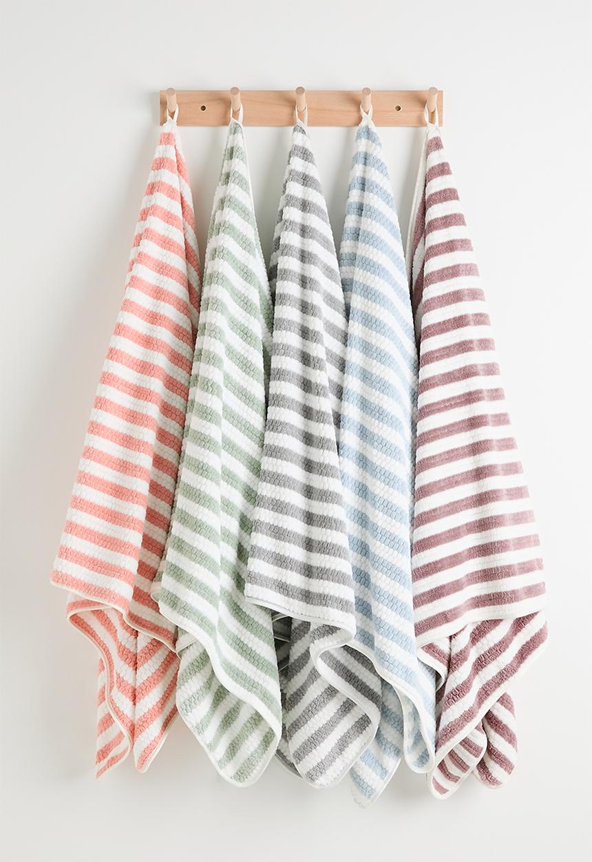 Pop Candy - Striped towel - green
