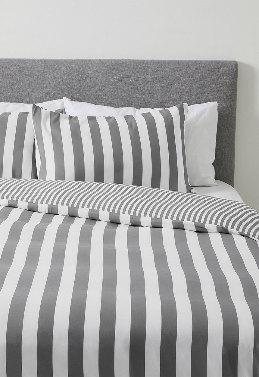 Sixth Floor - Stripe duvet cover - Grey