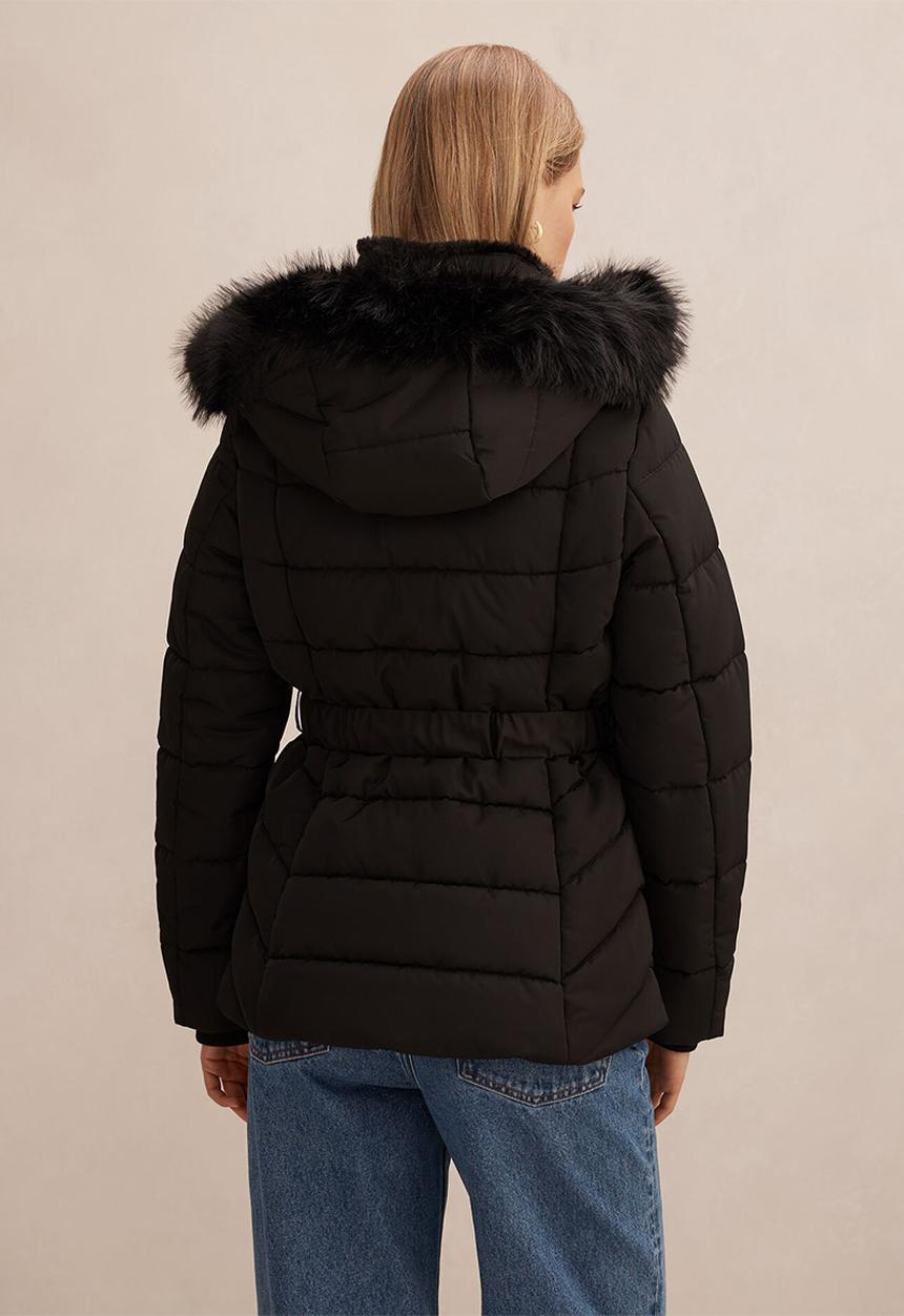 Forever New - Macey Short Puffer Jacket in Black