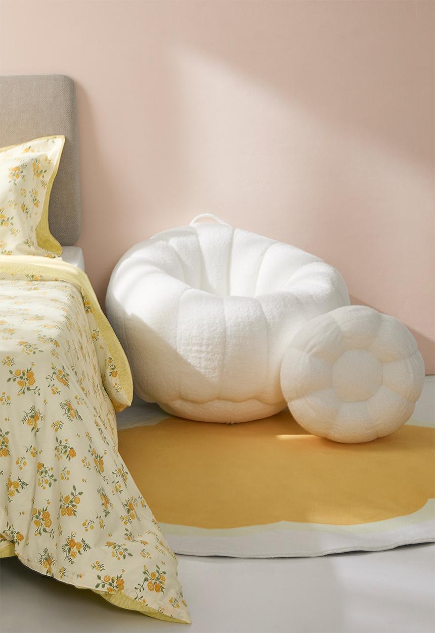 Pop Candy - Scallop-shaped placement rug - white/yellow